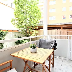Homestay ➤private - Heart Of Downtown With Terrace, Wurzburg