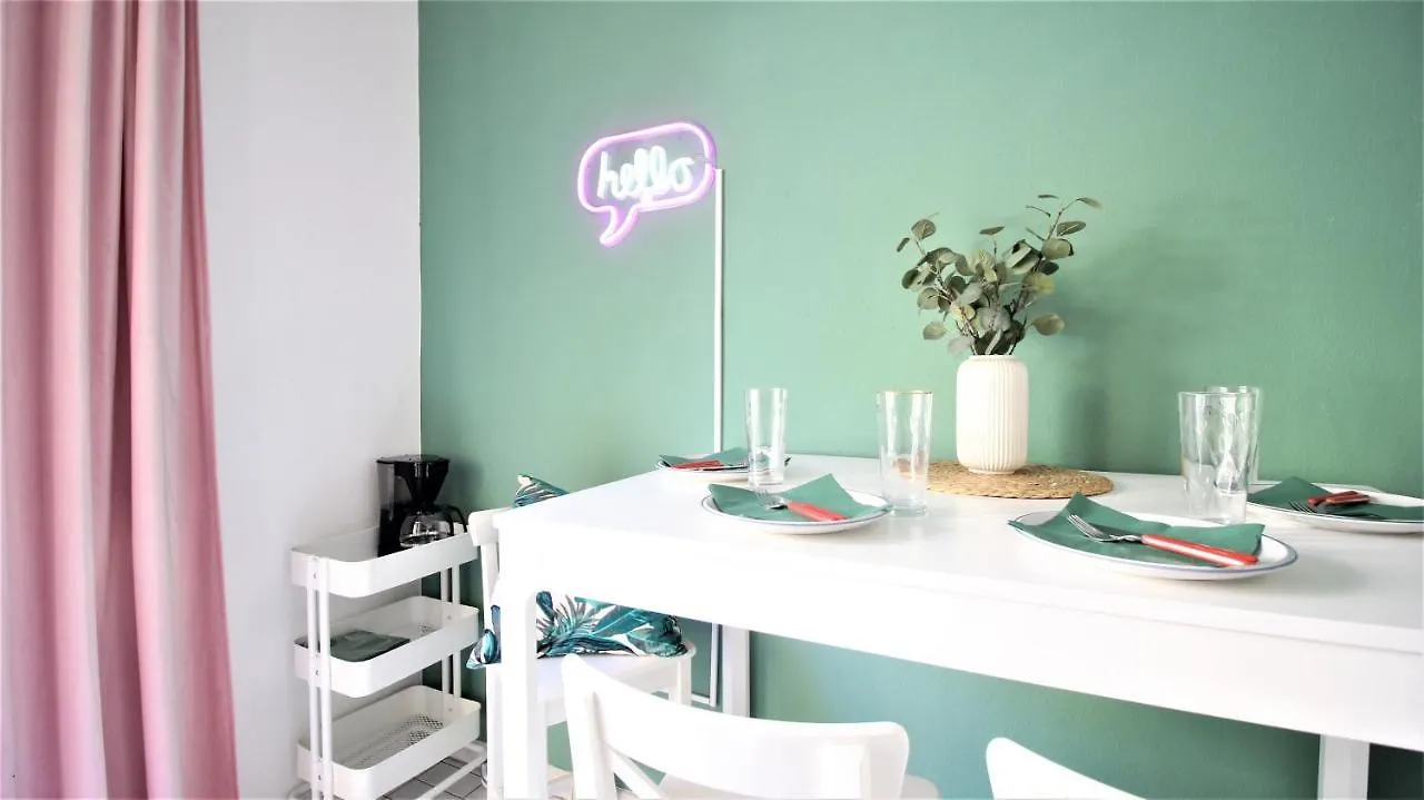 Apartment Homie Stay Schiestlstrasse - Moderne Altbauapartments, Nahe Stadtzentrum & Weinberge Wurzburg Germany